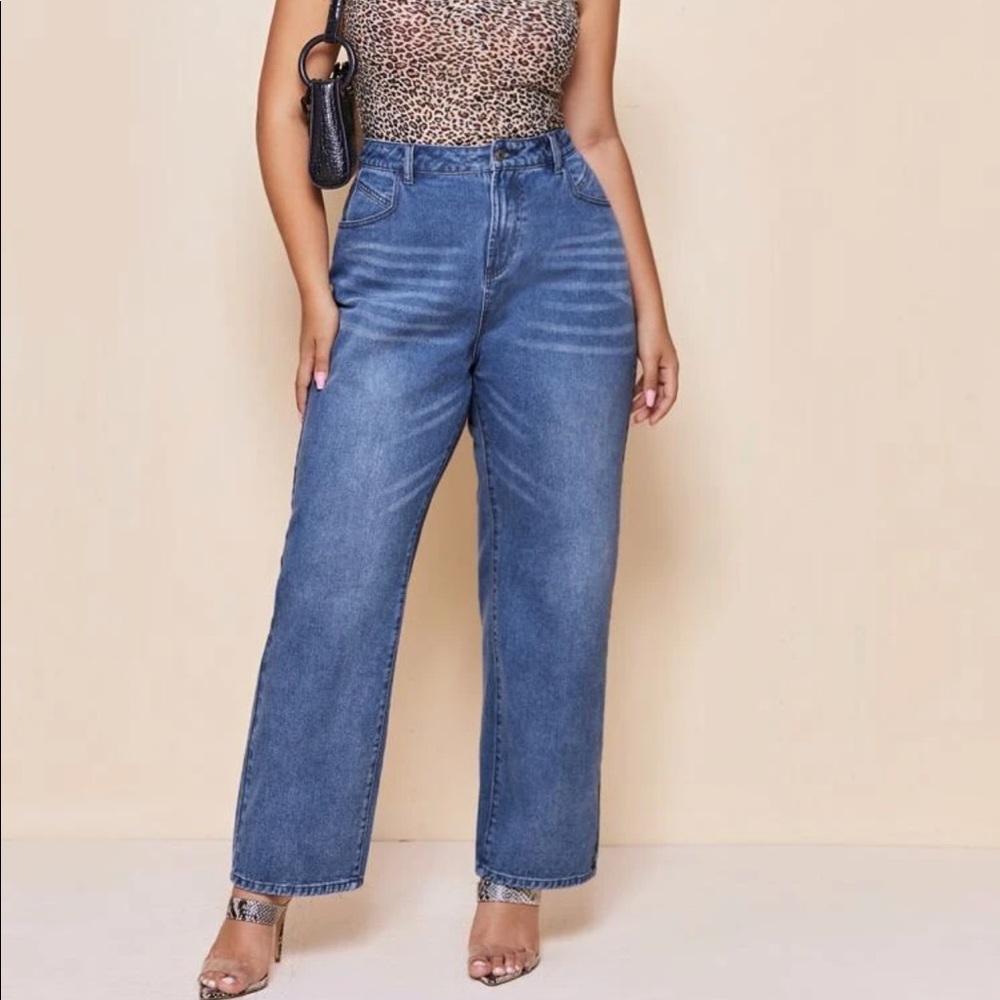 Plus size boyfriend jeans